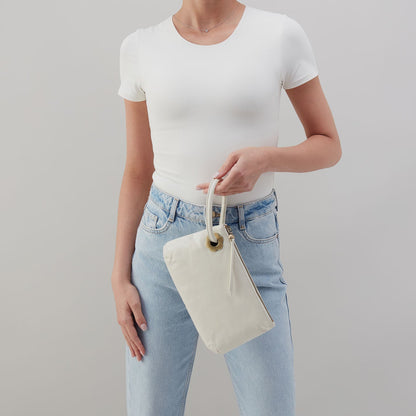 HOBO Special Offer - Daisy Daze Large Wristlet In Polished Leather - Lily