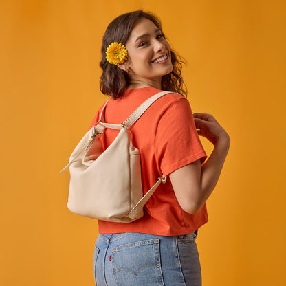 HOBO Discount - Emily Convertible Backpack In Pebbled Leather - Black