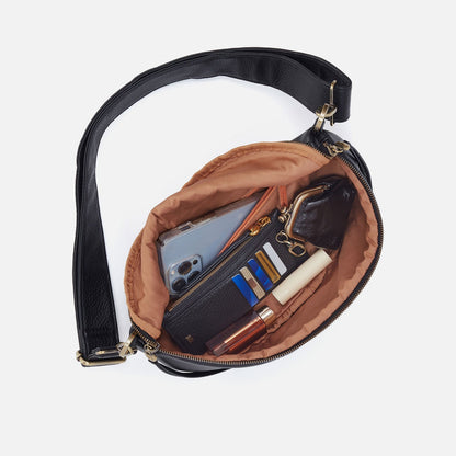 HOBO Trending - Hunter Medium Belt Bag In Pebbled Leather - Black