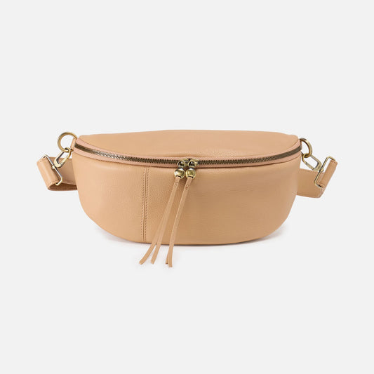 HOBO Exclusive - Hunter Medium Belt Bag In Pebbled Leather - Porcini