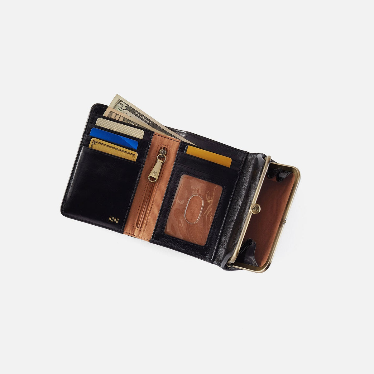HOBO Everyday - Robin Compact Wallet In Polished Leather - Grenadine