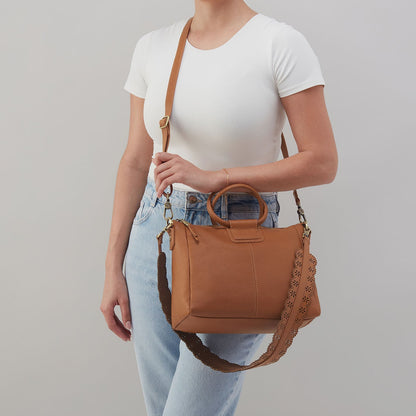HOBO Everyday - Sheila Medium Satchel In Pebbled Leather - Warm Honey
