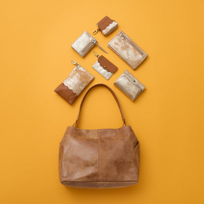 HOBO Top Pick - Tabby Flap Card Case In Metallic Leather - Saddle Stardust